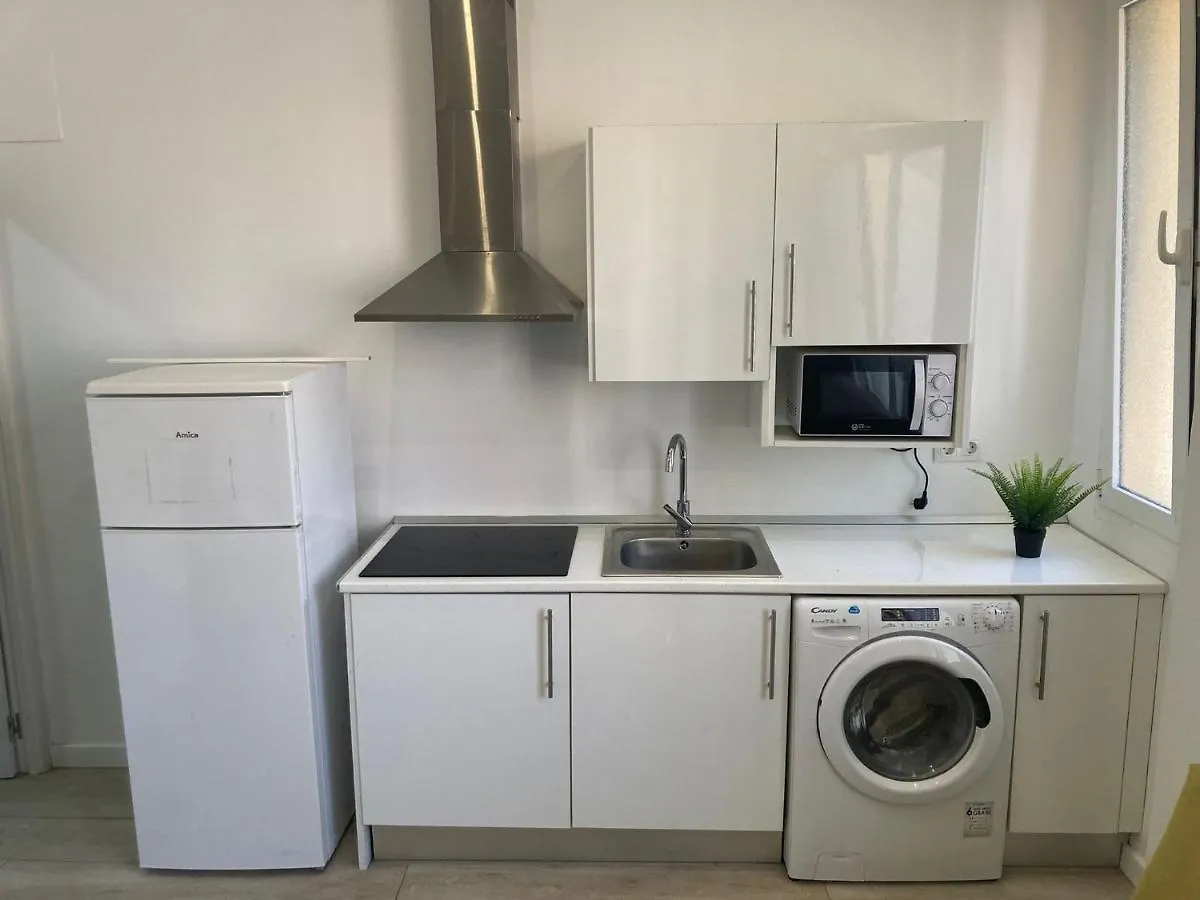 Apartamento Málaga Velarde Center 3 0*,