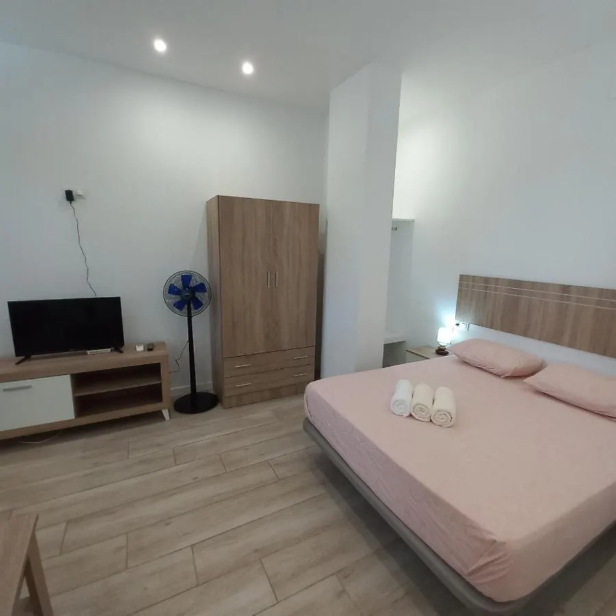 Malaga Velarde Center 3 Apartment