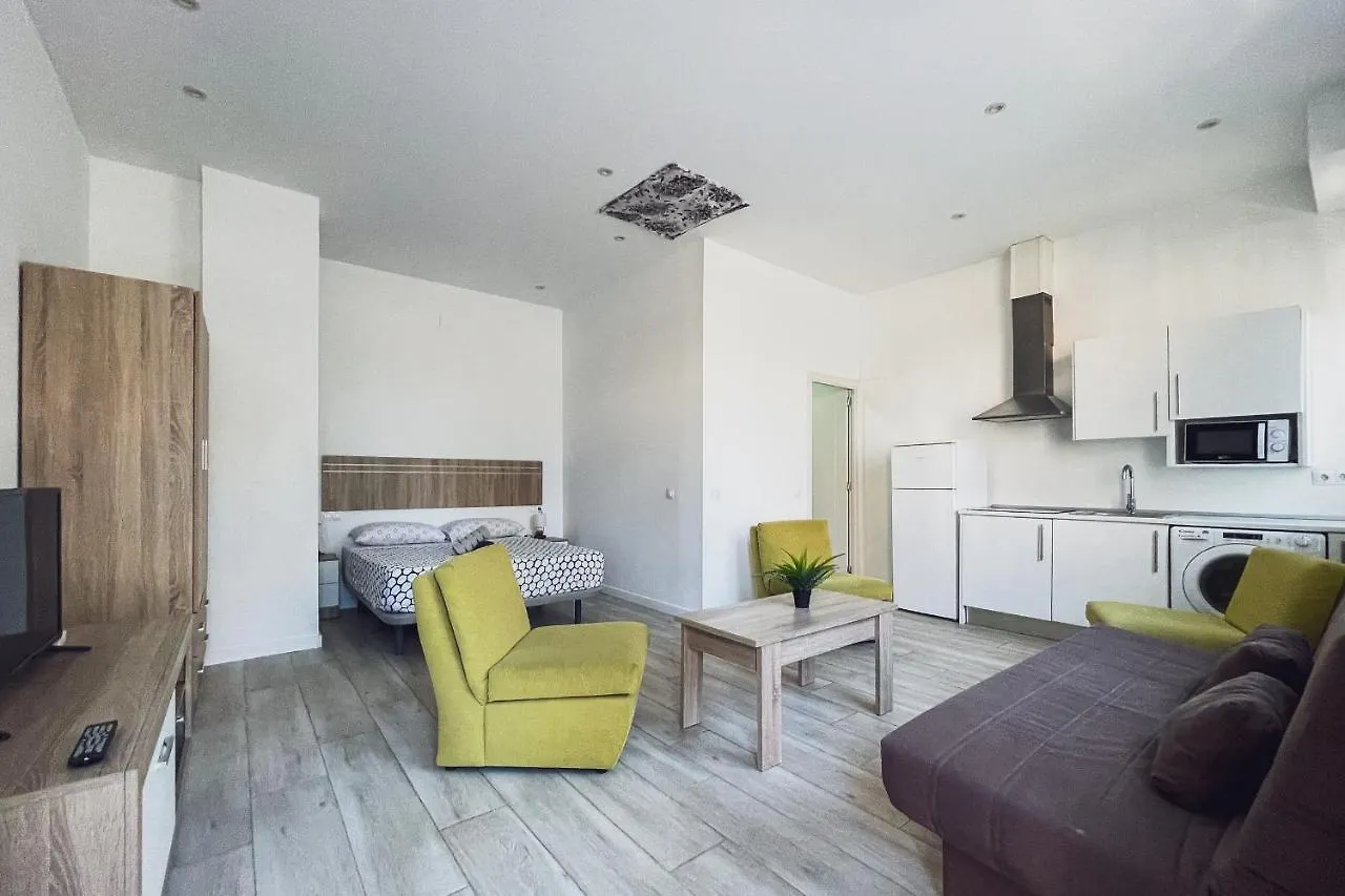 Malaga Velarde Center 3 Apartment